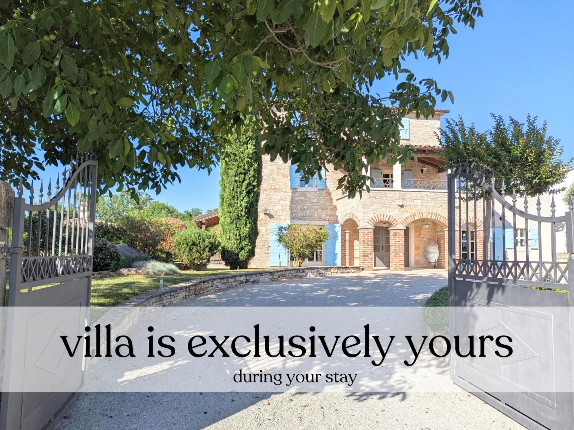 Villa Paolina With Hot Tub Višnjan 外观 照片